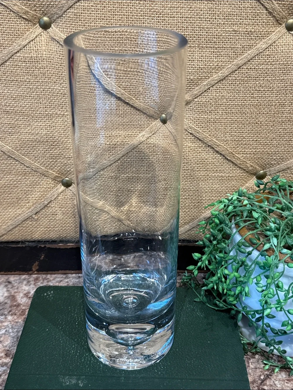 Glass vase